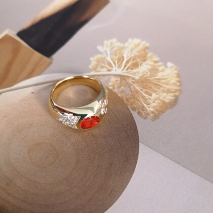 Material 750 Gelbgold - Steine Feueropal rund facettiert Brillanten